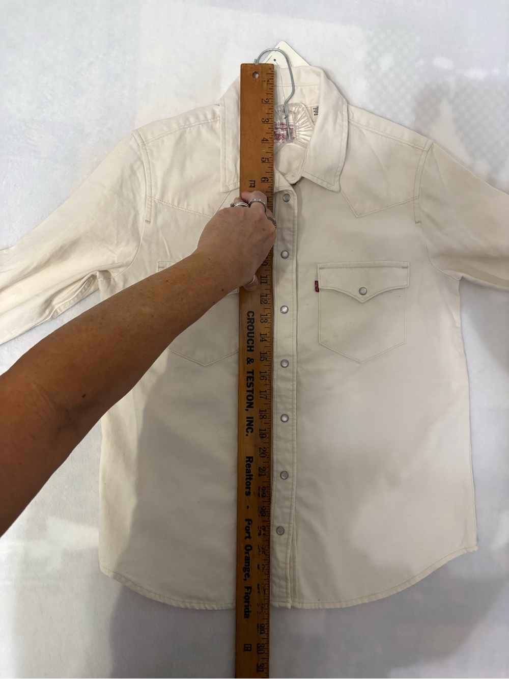 Levi's Ecru Denim  Button-Up Western Shirt NWT SIZE SMALL - Picture 10 of 14
